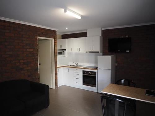 Jacaranda Holiday Units Суон Хил Екстериор снимка