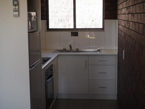 Jacaranda Holiday Units Суон Хил Екстериор снимка